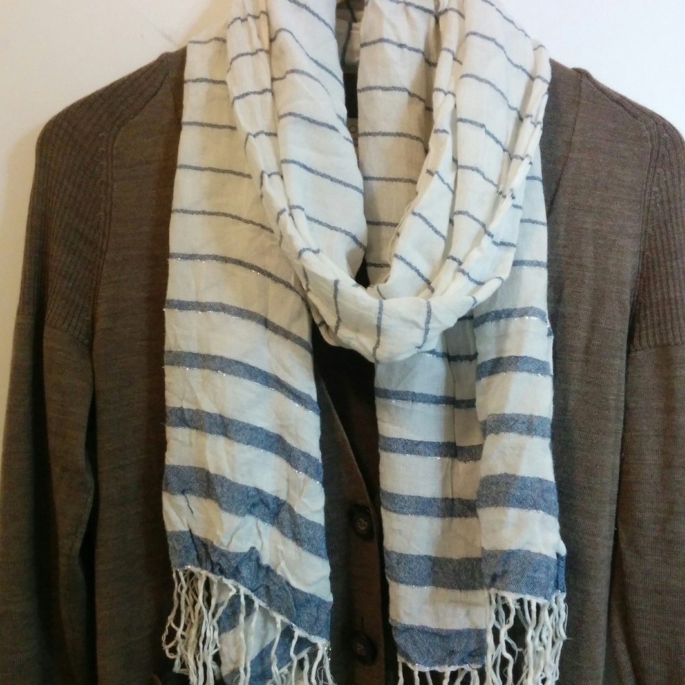 Lightweight Scarf